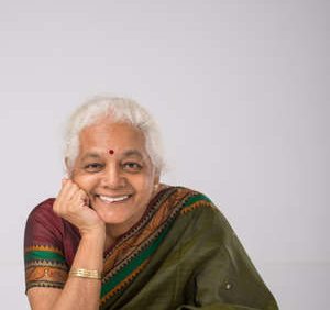 Don’t Hold My Hand..!